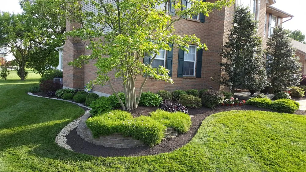 Local outdoor landscaping in Lebanon, OH by Michna’s Outdoor Services