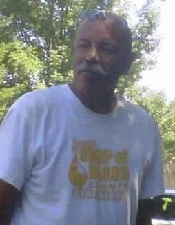 Reliable garden landscaping in Fairfield, IA by Mickey Elston