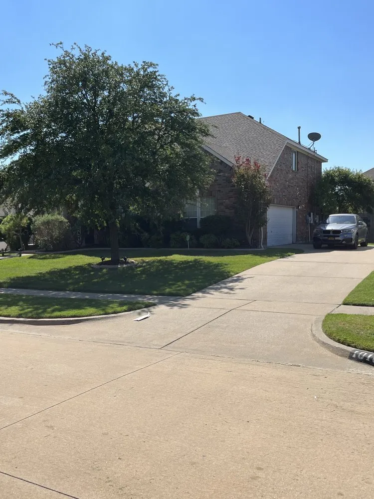 Reliable residential landscaping experts serving DeSoto, TX - Mics lawn service
