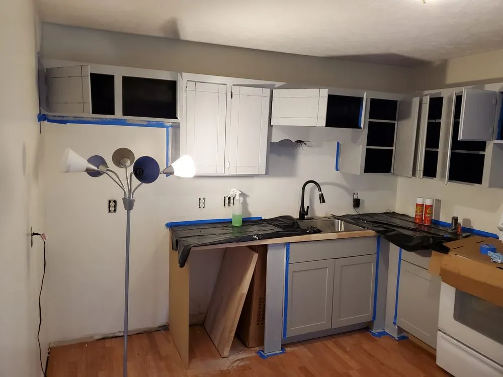 Reliable lawn care service for residential properties in Gallatin, TN by Mid 10 Building