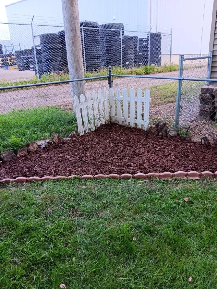 Affordable lawn mowing service in Lincoln, ND by Mid-Dakota Handyman