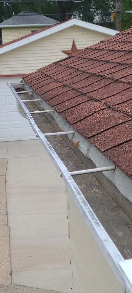 Top-rated lawn care service in Lincoln, ND by Mid-Dakota Handyman