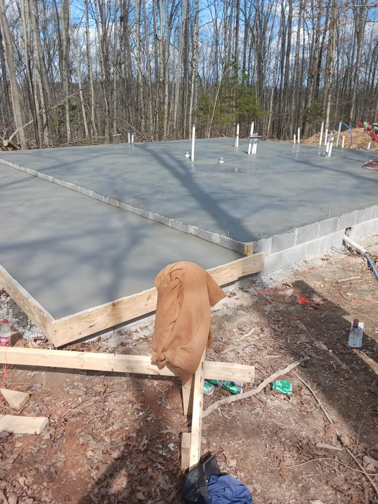 Expert landscape design experts serving Huntland, TN - Mid South Concrete And Construction