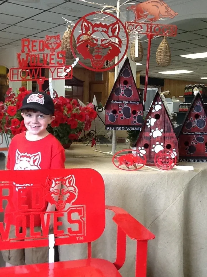 Custom lawn mowing service with custom design across Jonesboro, AR - Mid-South Nursery & Greenhouse