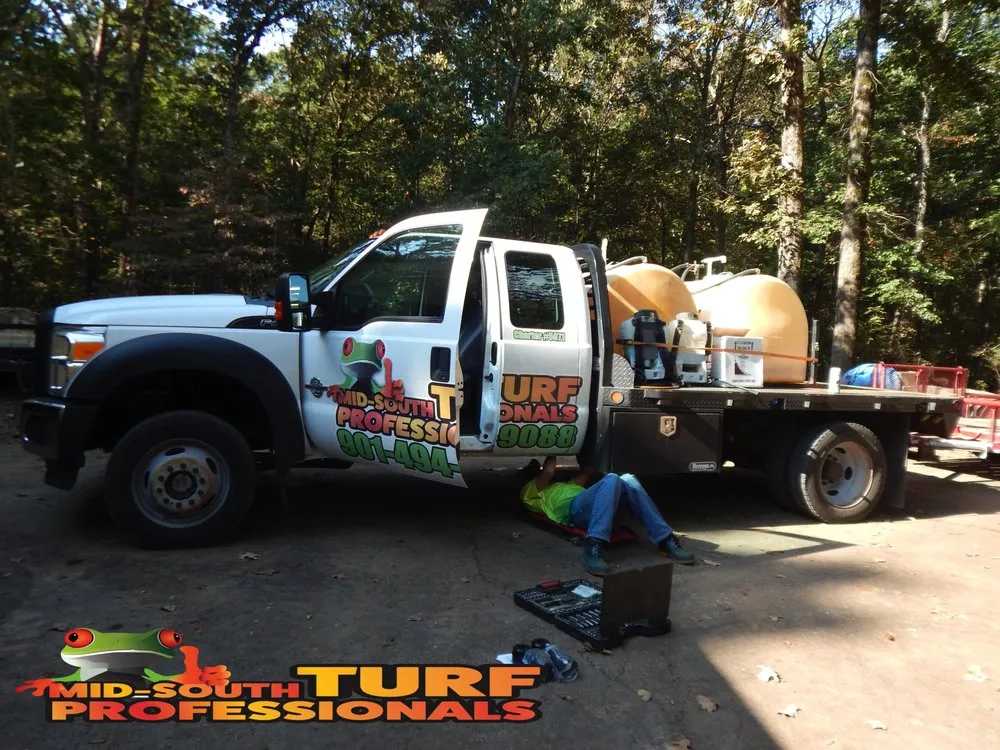 Local yard maintenance experts serving Oakland, TN - Mid-South Turf Professionals