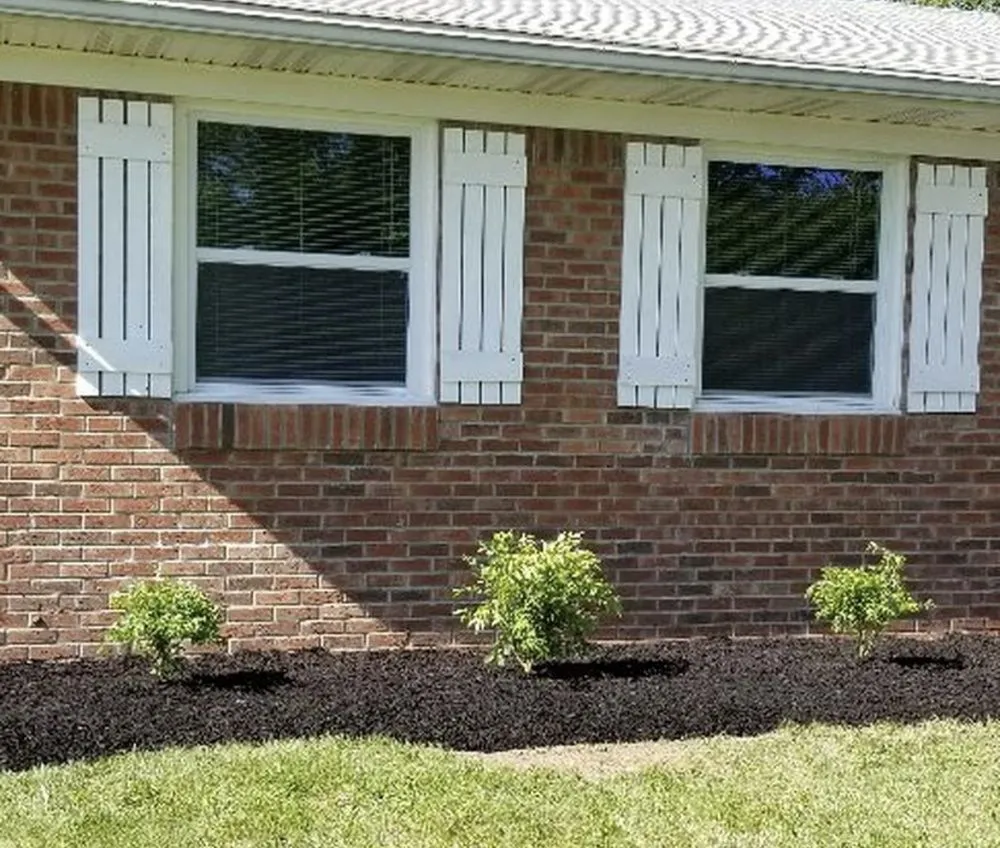 Affordable lawn care service in Corryton, TN by Mid-term lawn care & landscaping