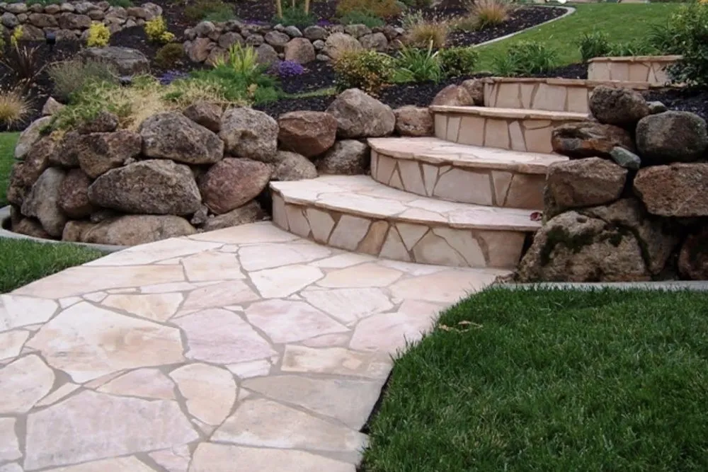 Affordable lawn care service for residential properties across Lodi, CA - Mid Valley Landscape