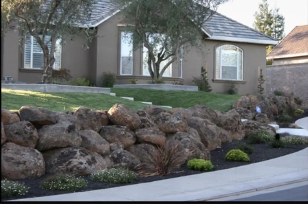 Affordable lawn care service in Lodi, CA - Mid Valley Landscape