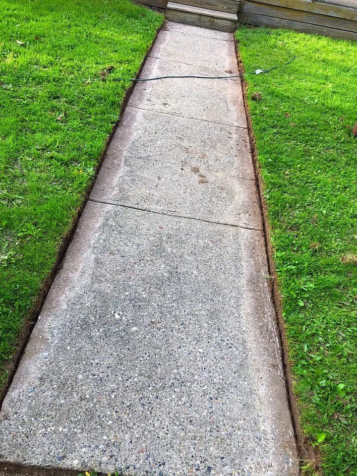 Top-rated landscape installation with custom design across Lansing, MI - Mid West Grass Masters