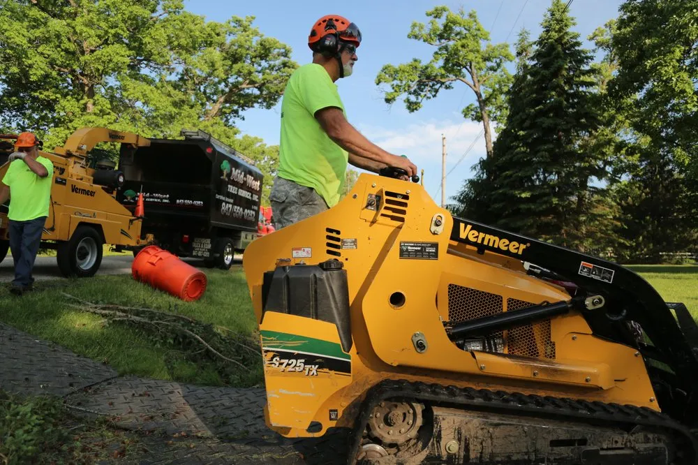 Local landscaping services in Wauconda, IL - Mid-West Tree Experts