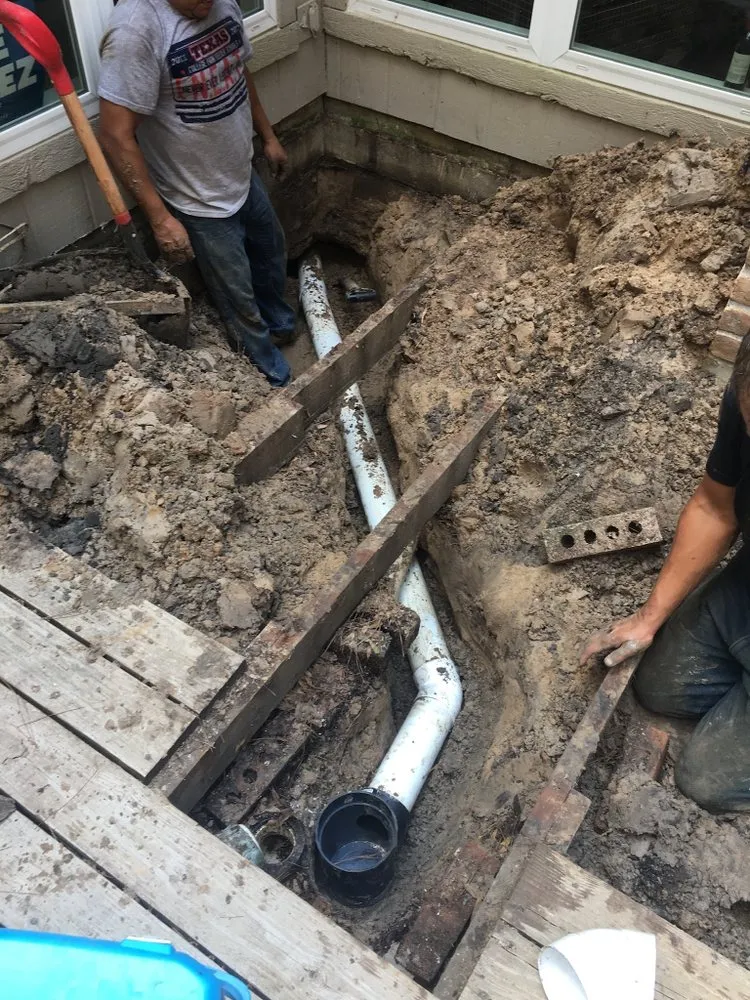 Custom landscape design in Magnolia, TX - Middle Earth Outdoor Services