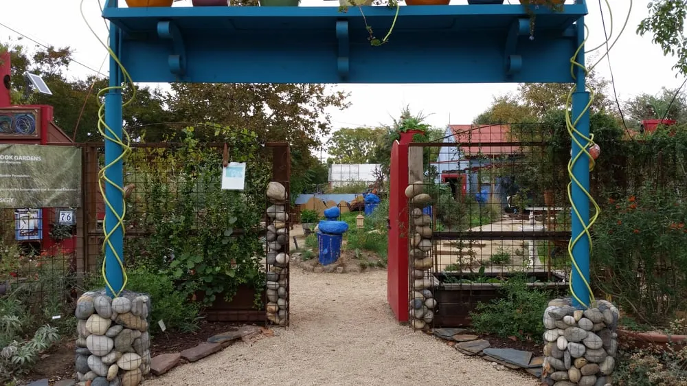 Custom yard cleanup service experts serving San Jose, CA - Middlebrook Gardens