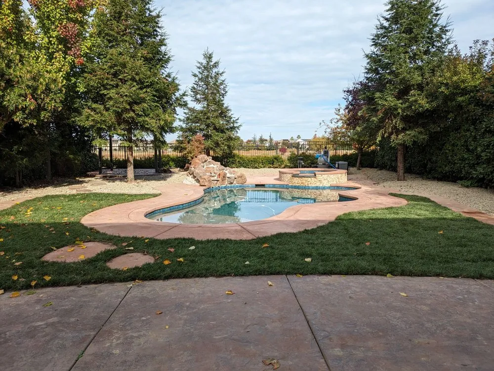 Top-rated yard maintenance experts serving Rancho Cordova, CA - Middlescapes
