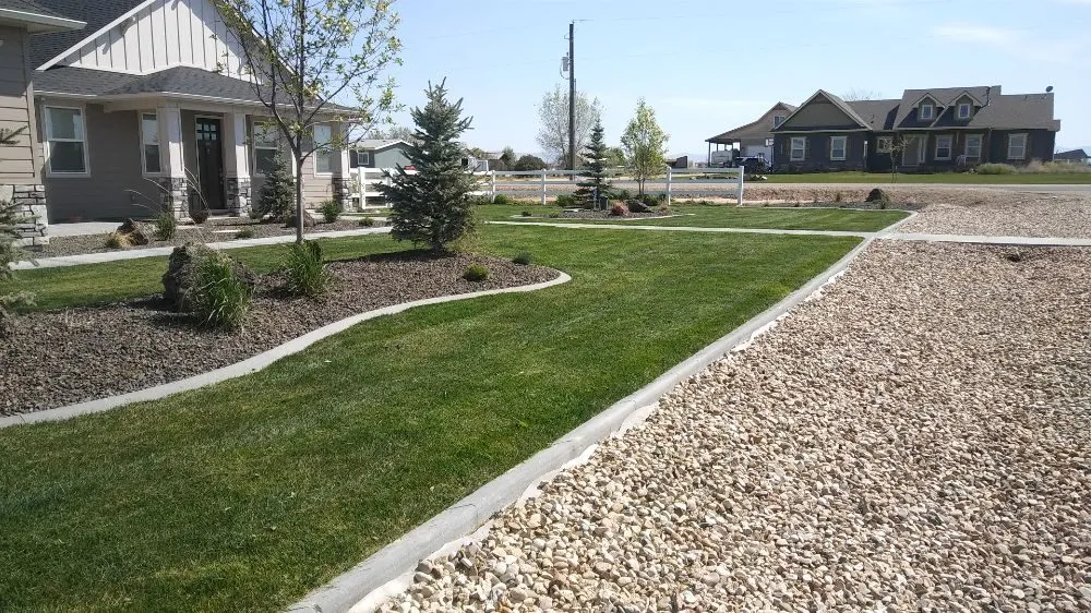Local yard maintenance for homes across Middleton, ID - Middleton Mowers
