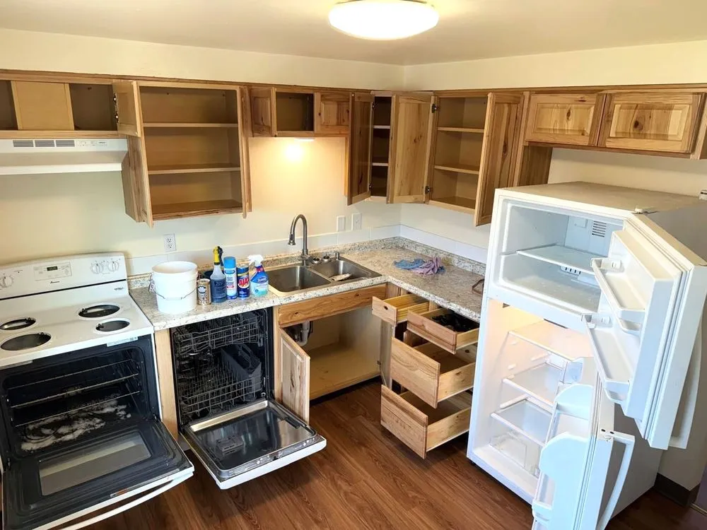 Professional garden landscaping for homes across Eugene, OR - Middleton's Enterprises