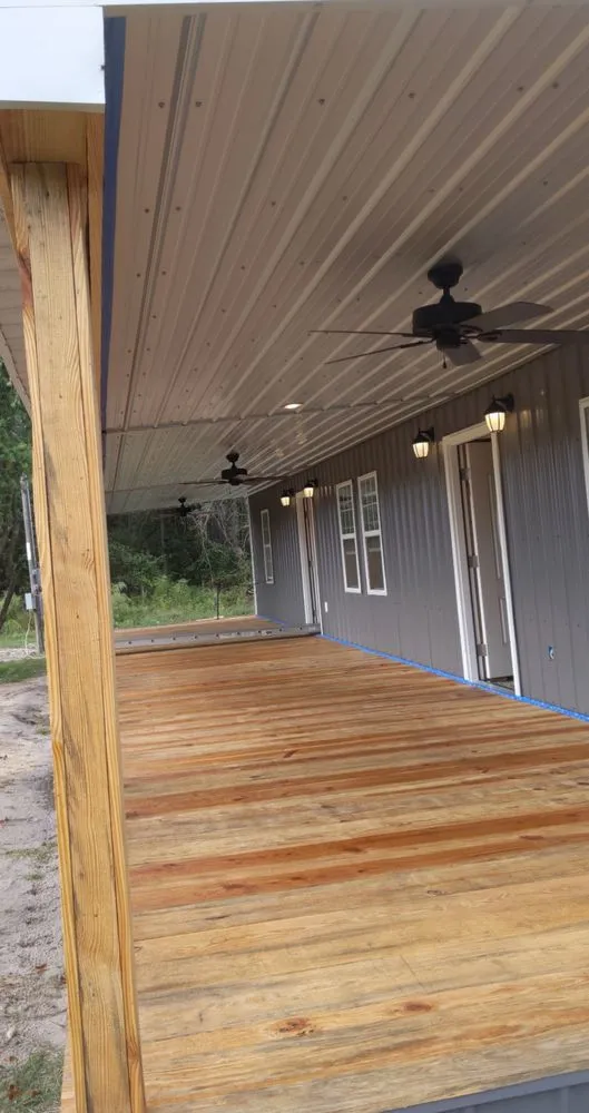 Reliable yard maintenance for homes in Jesup, GA by Middleton’s Residential Construction and Landscaping Lvl