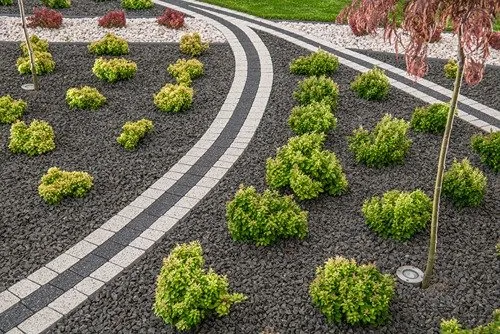 Custom landscaping services for beautiful yards in Middletown Township, NJ by Middletown Landscaping