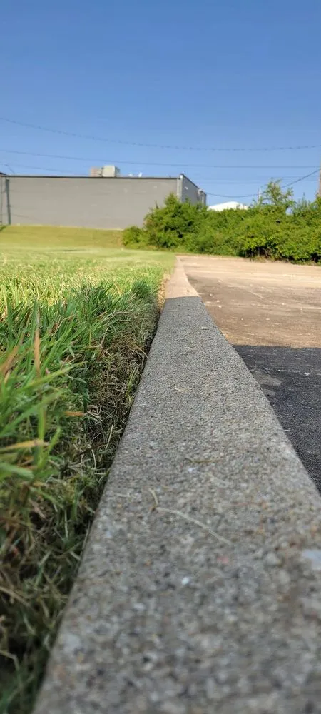 Local residential landscaping for homes in Columbia, MO by Midgard Mowing