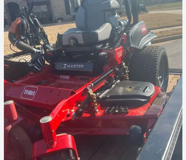 Affordable lawn mowing service for beautiful yards in Columbia, SC by Midlands Extreme Lawn Care