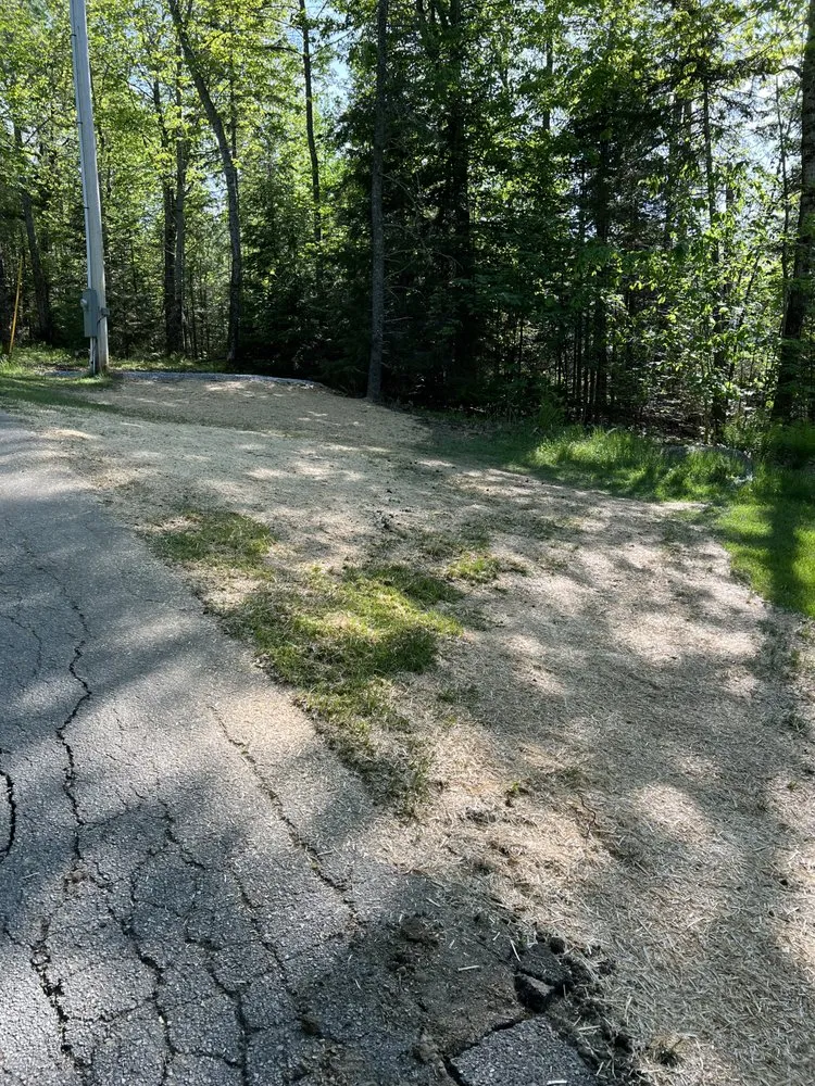 Custom lawn mowing service experts serving Holden, ME - Midnight Solutions