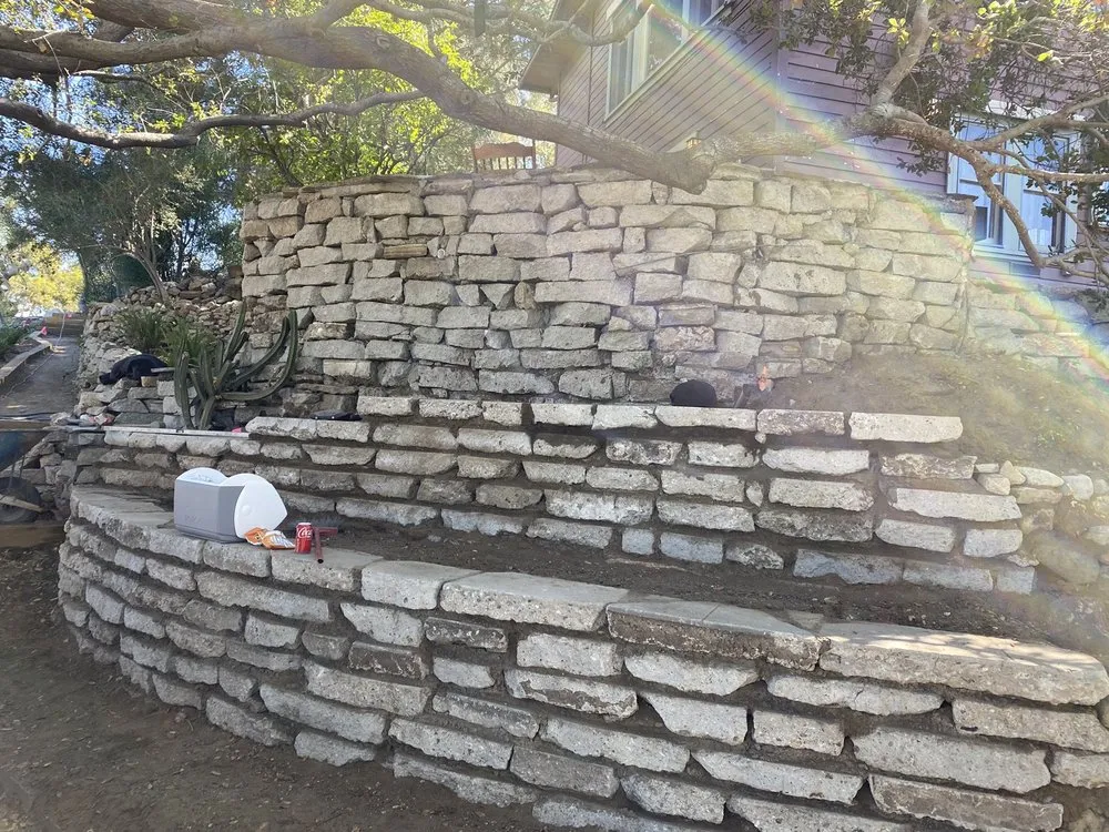 Custom landscape installation experts serving Los Angeles, CA - Midtown Landscape