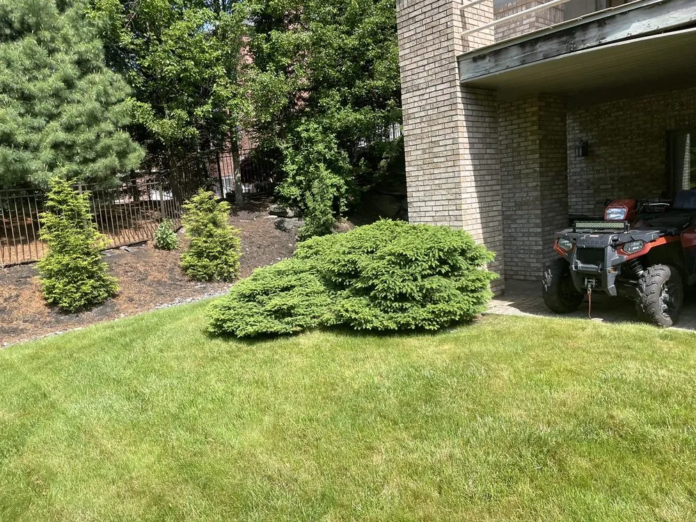 Reliable lawn mowing service experts serving Pittston, PA - Midway Garden Center & Landscaping