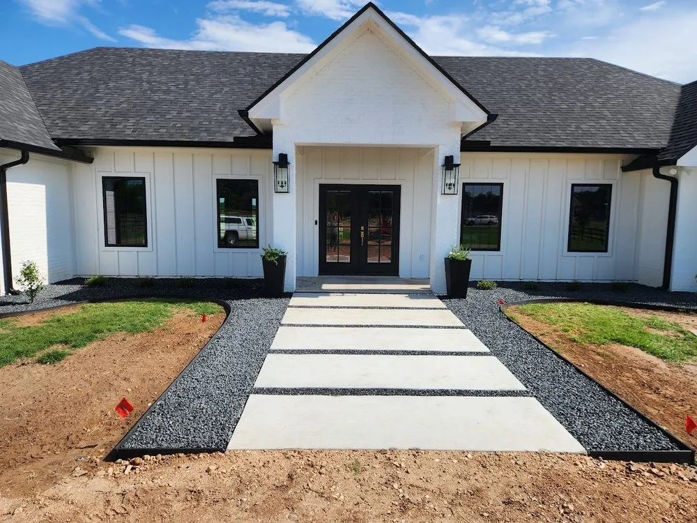 Expert residential landscaping experts serving Columbus, TX - Midway Water Gardens