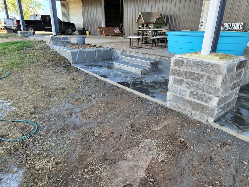 Custom yard cleanup service in Columbus, TX by Midway Water Gardens