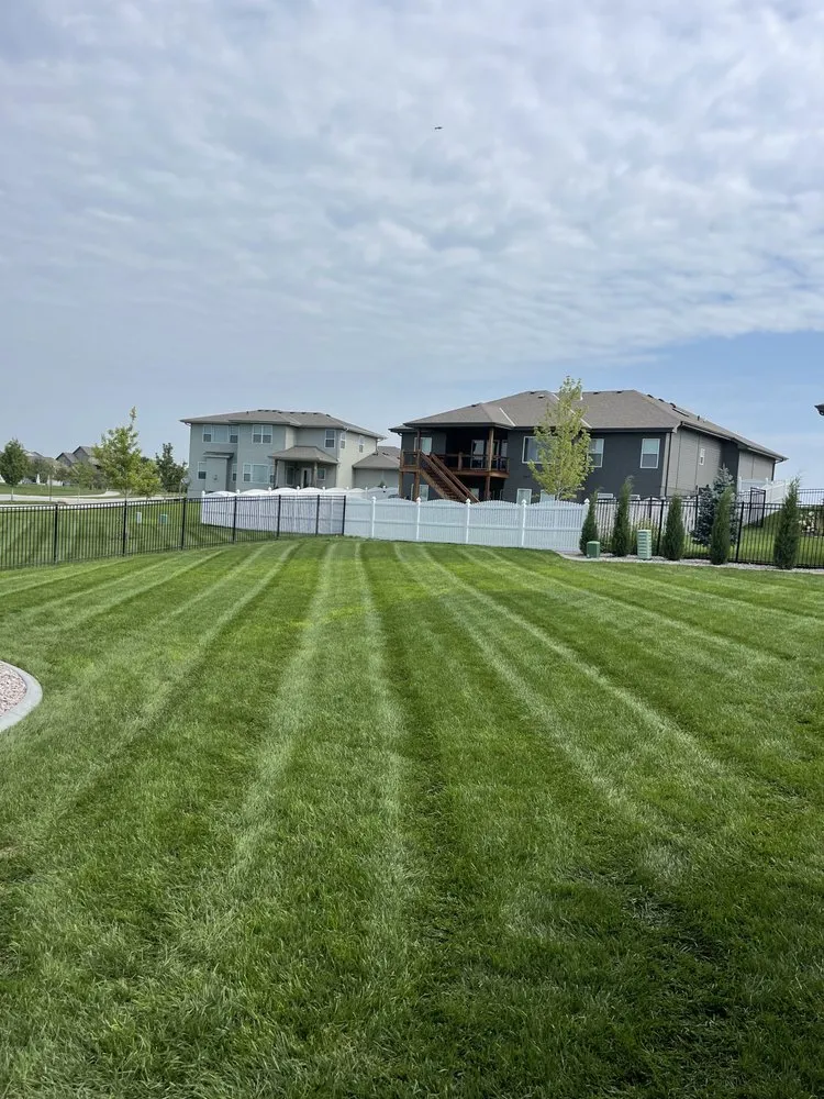 Affordable landscaping services with custom design across Omaha, NE - Midwest Kutz Lawncare