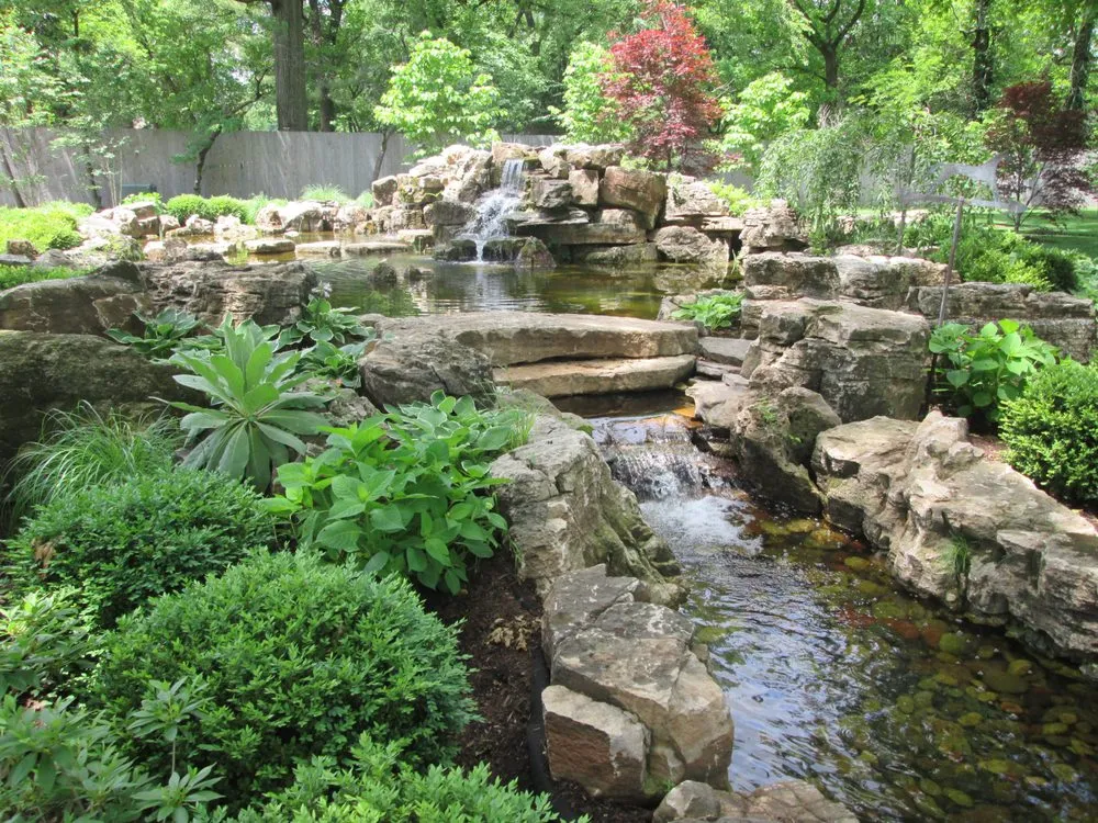 Local residential landscaping in Belleville, IL by Midwest Landscapes