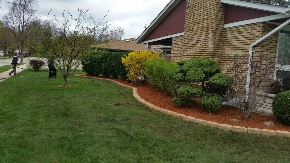 Affordable residential landscaping in Downers Grove, IL by Midwest Landscaping