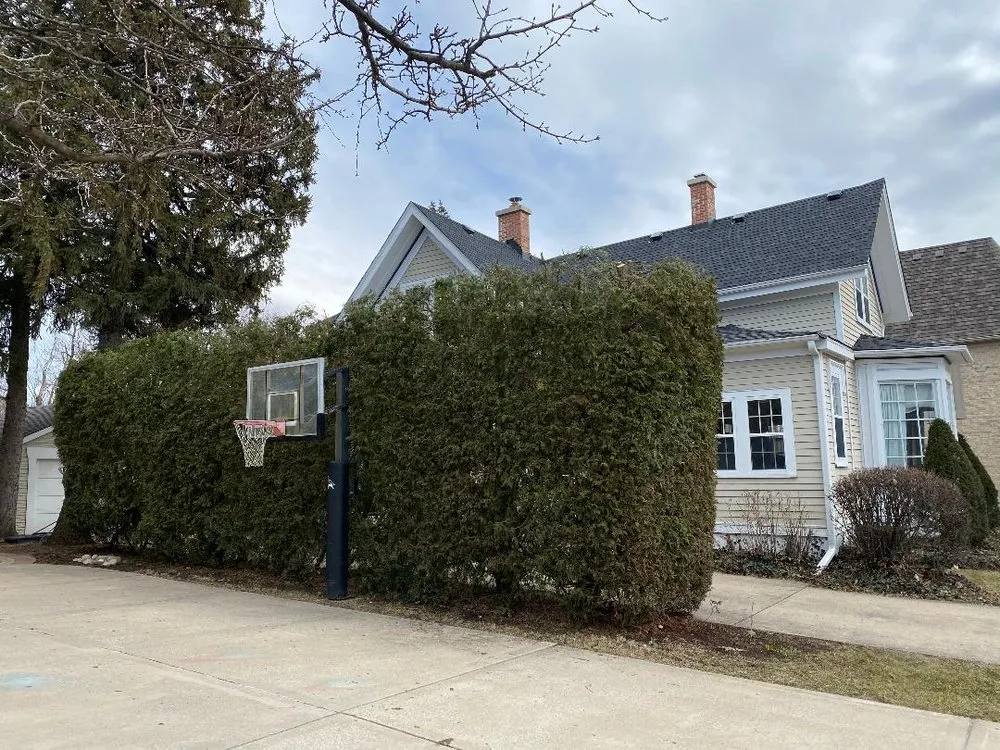 Local outdoor landscaping experts serving Downers Grove, IL - Midwest Landscaping