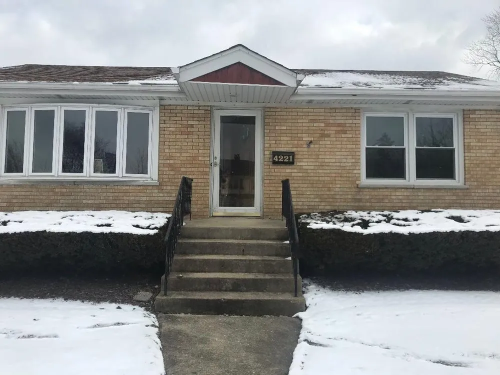 Affordable yard maintenance experts serving Downers Grove, IL - Midwest Landscaping