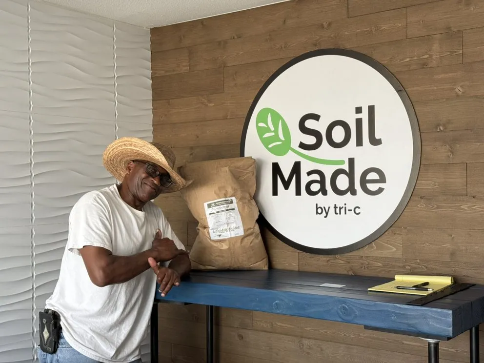 Professional garden landscaping in Los Angeles, CA by Midwest Landscaping