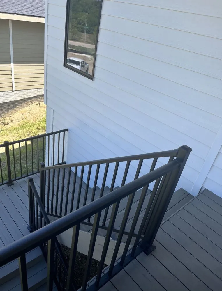 Trusted residential landscaping experts serving Altoona, IA - Midwest Lawn & Fence