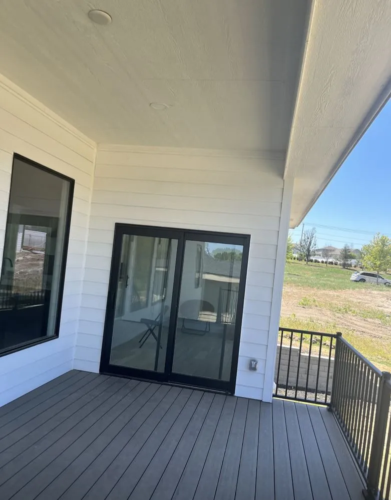 Top-rated landscape design for residential properties in Altoona, IA by Midwest Lawn & Fence