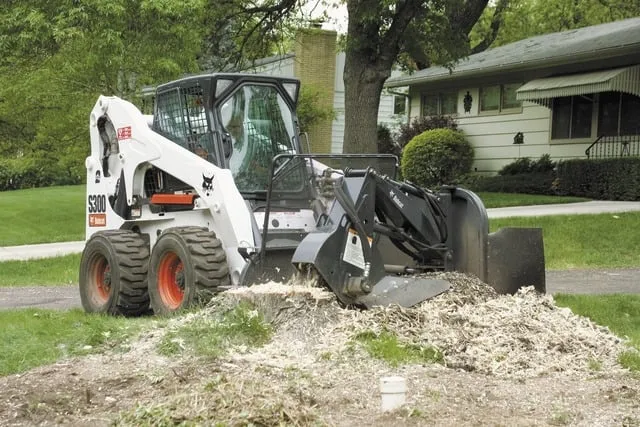 Affordable residential landscaping for homes across Brooklyn Park, MN - Midwest Lawn Care Inc