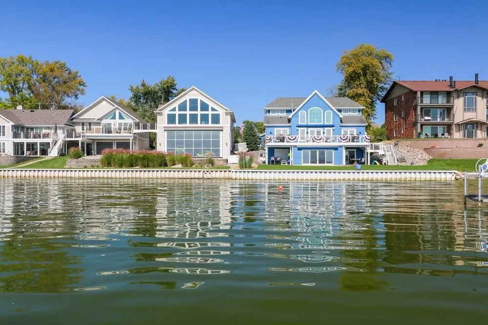 Trusted garden landscaping in Crown Point, IN - Midwest Marine - Waterfront Construction