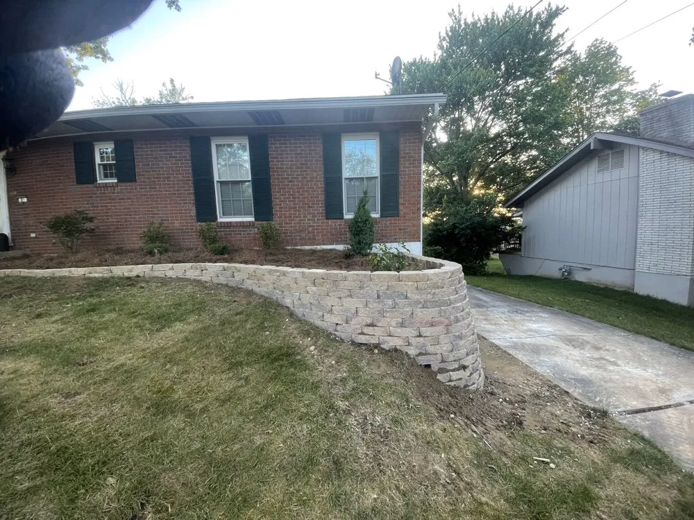 Affordable residential landscaping in Cincinnati, OH by Midwest Mowing