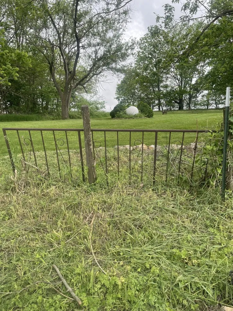 Custom yard cleanup service experts serving Atchison, KS - Midwest Mowing Company