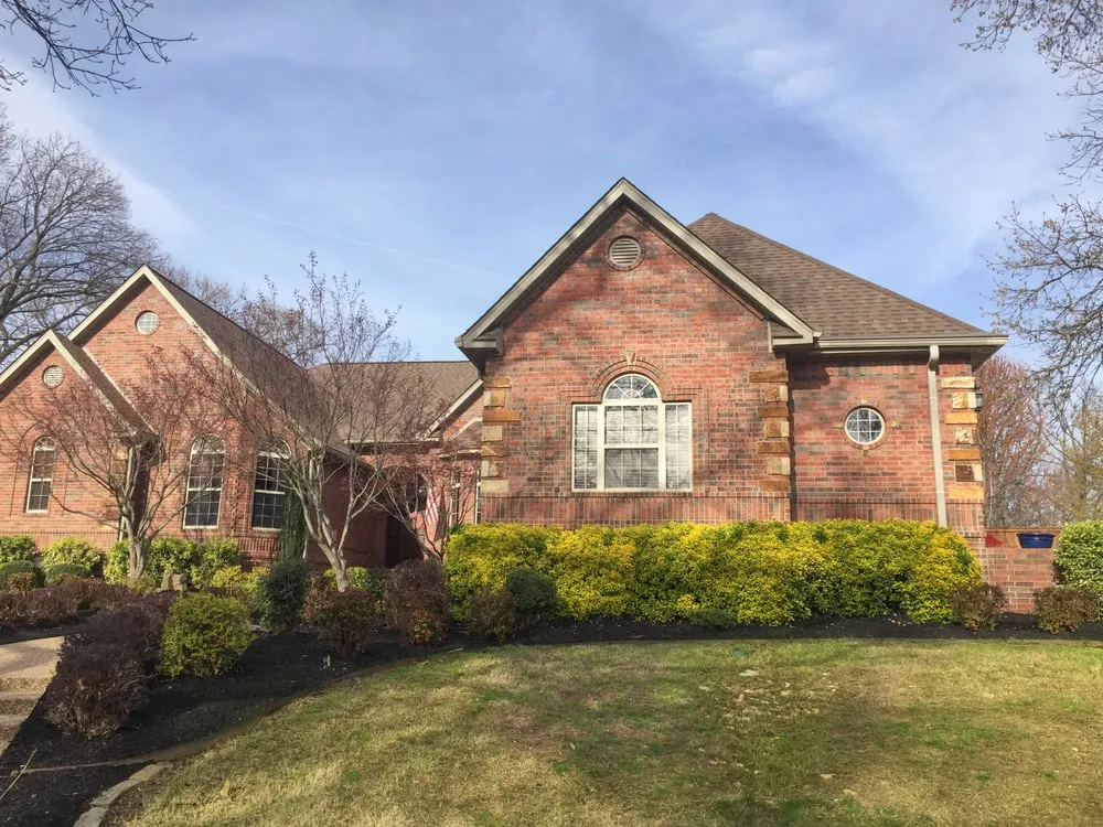 Custom lawn mowing service in Rogers, AR - Midwest Outdoor Concepts