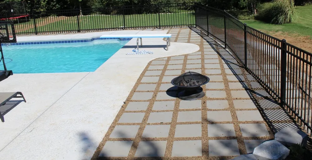 Affordable lawn mowing service in Rogers, AR by Midwest Outdoor Concepts