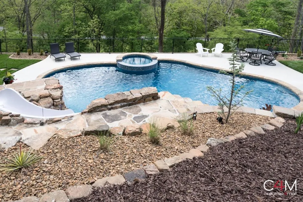 Trusted garden landscaping experts serving Rogers, AR - Midwest Outdoor Concepts