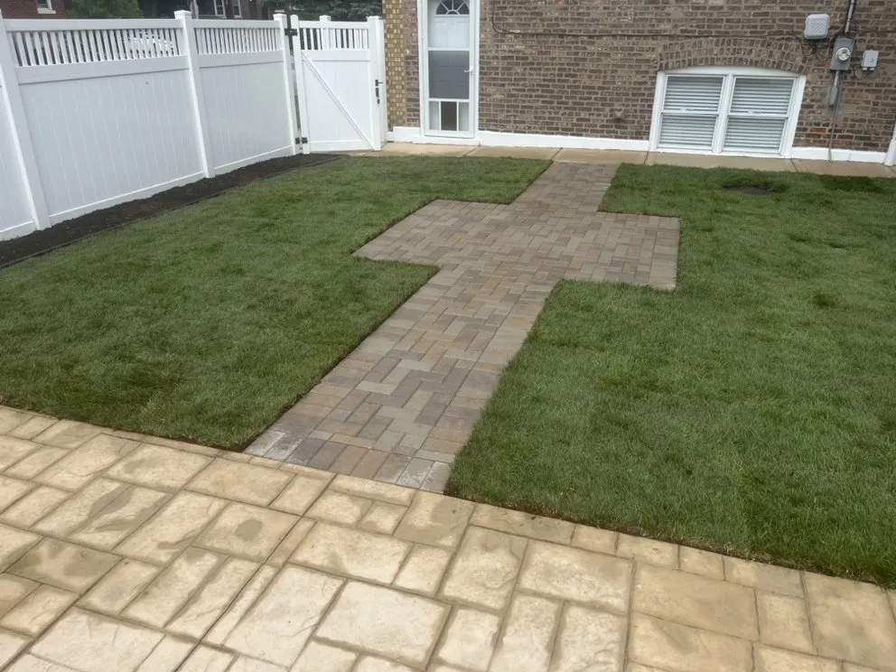 Reliable yard maintenance experts serving Chicago, IL - Midwest Plains Landscaping