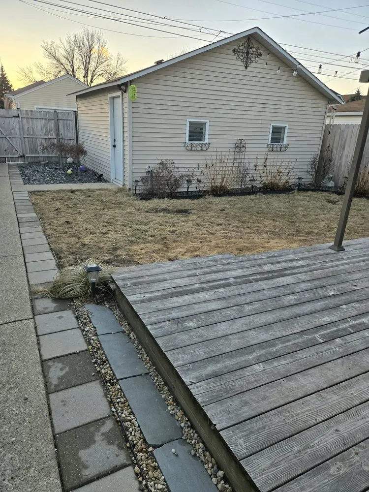 Reliable yard maintenance for residential properties in Chicago, IL by Midwest Plains Landscaping