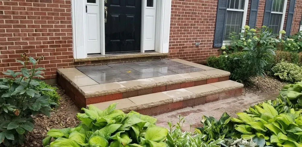 Professional yard cleanup service experts serving Mundelein, IL - Midwest Pond Design