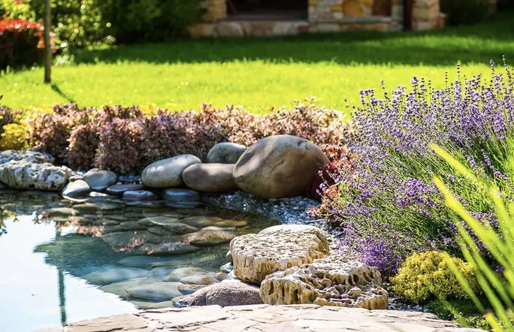Reliable garden landscaping in Lombard, IL by Midwest Pond Features