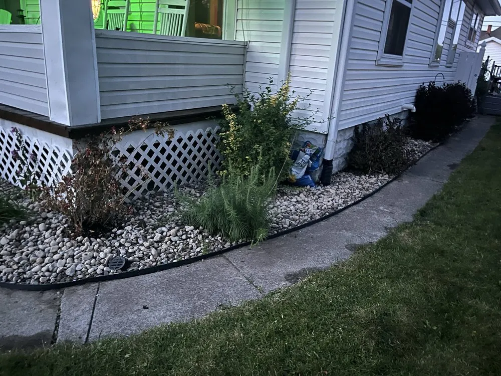 Top-rated outdoor landscaping with custom design across Kokomo, IN - Midwest Pro