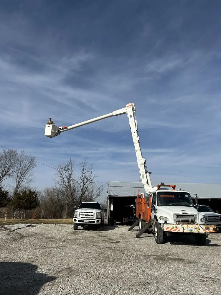 Local landscaping services in Kansas City, MO - Midwest Pros