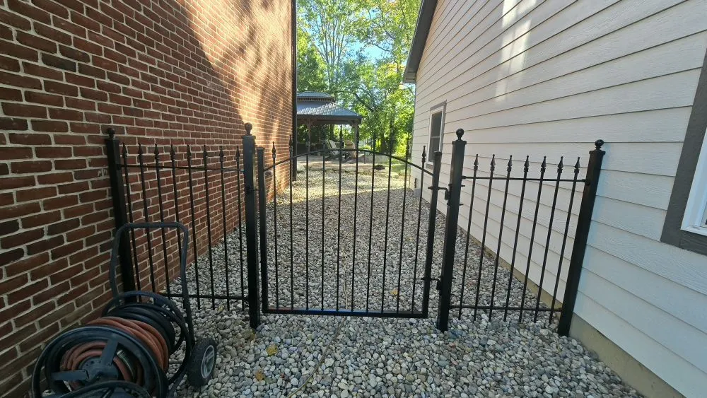 Top-rated yard cleanup service for year-round maintenance across Plainfield, IN - MidWest SitePros